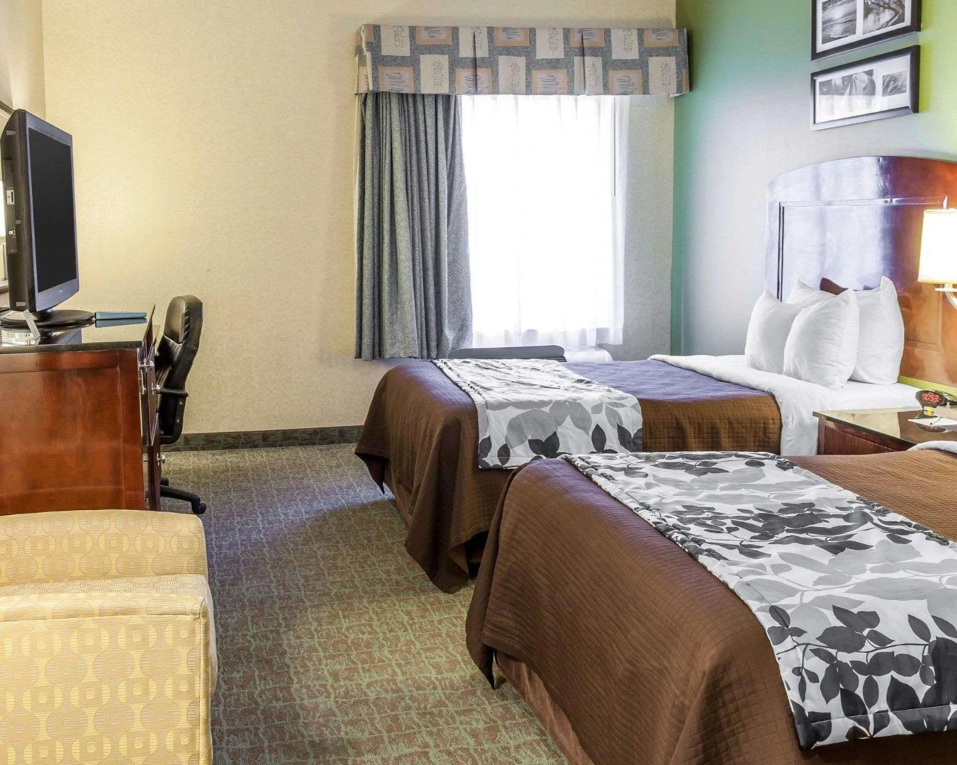 Sleep Inn & Suites Near Joint Base Andrews - Washington Area