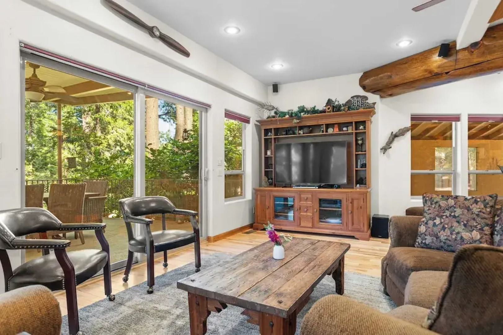 The Fairway Hideaway by Avantstay Game Room, Outdoor Dining & Near Lake Arrowhead