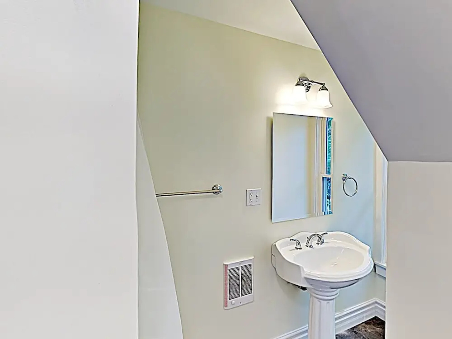 New Listing! Coastal Gem W/ Decks, Walk To Harbor 3 Bedroom Home