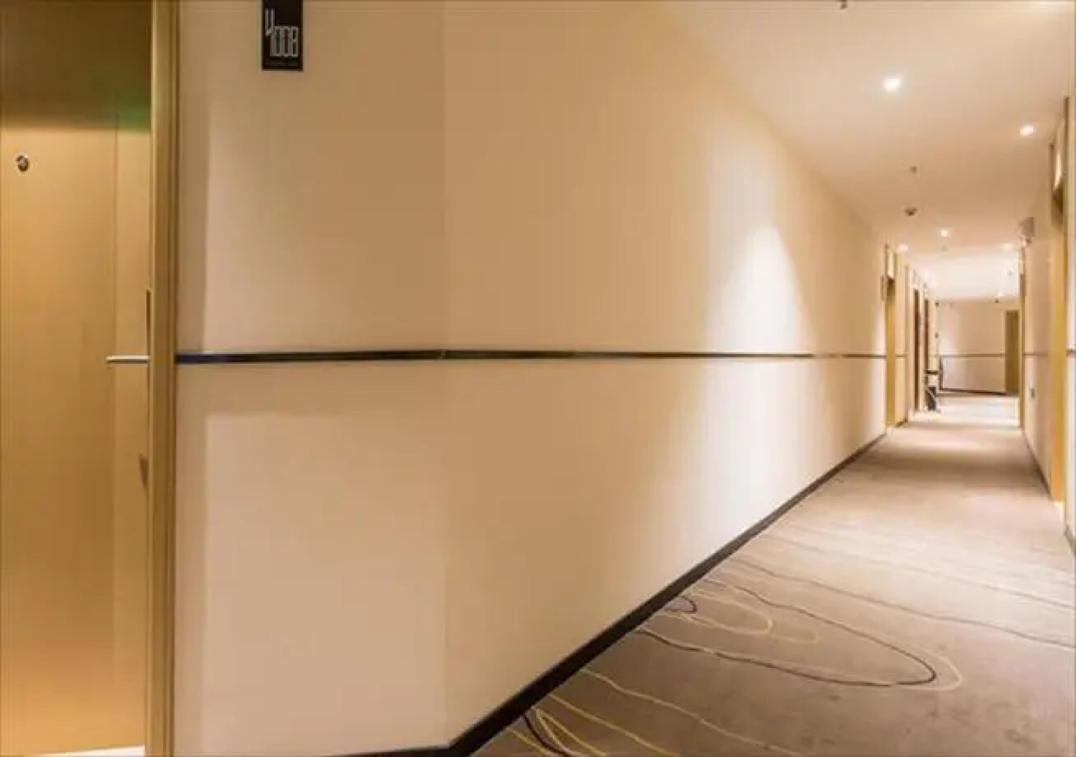 City Comfort Inn Qinzhou Port District Central Square