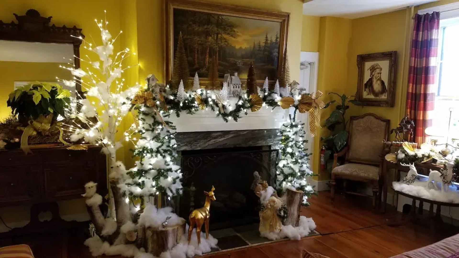 Pineapple Hill Inn Bed & Breakfast