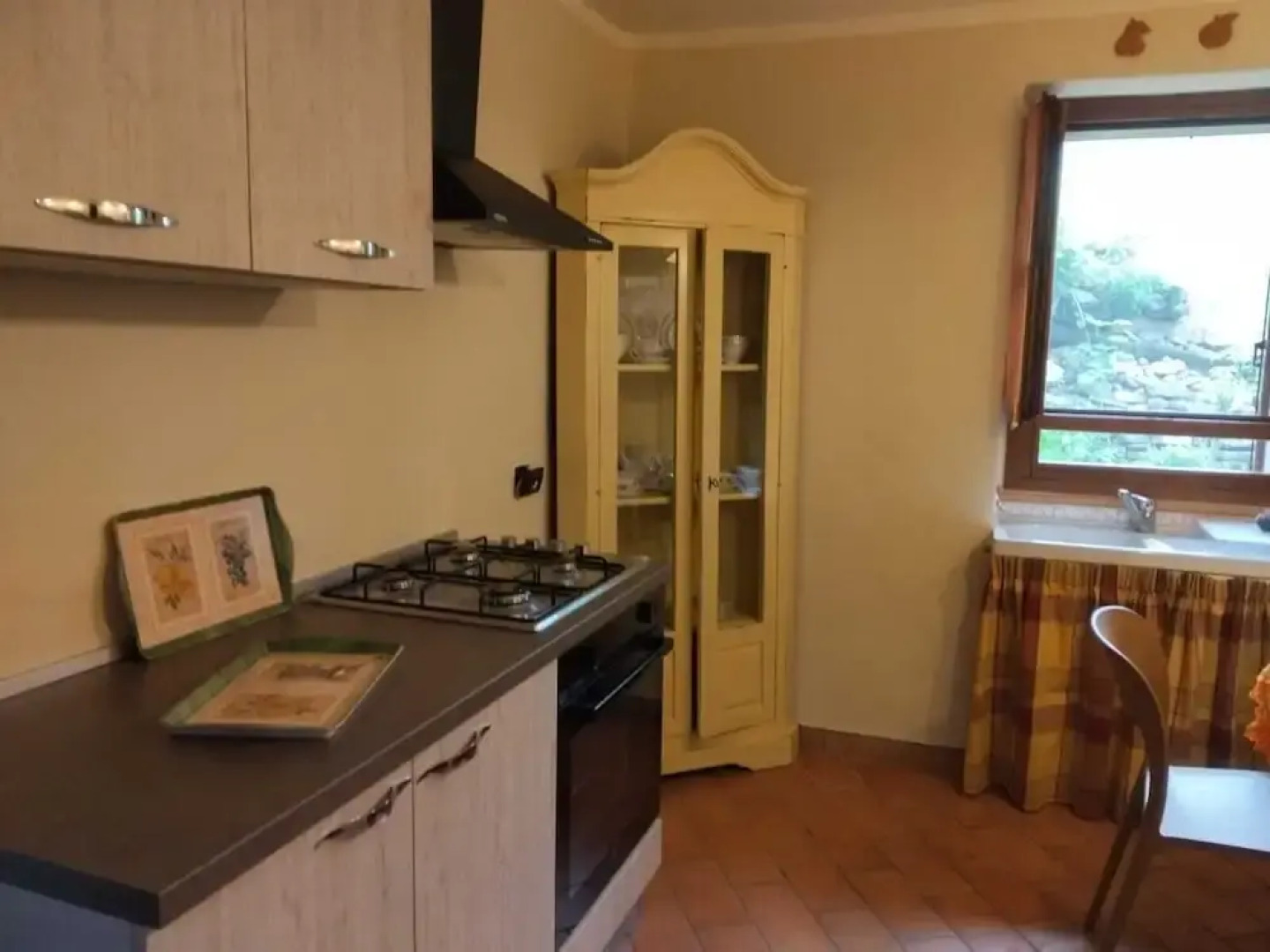 Il Corridore - Piccolo Borgo Tralacoasta