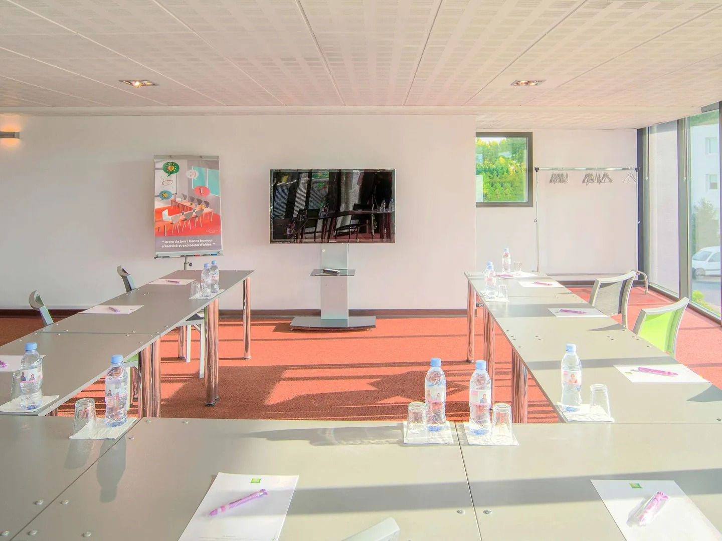 ibis Styles Pertuis Luberon