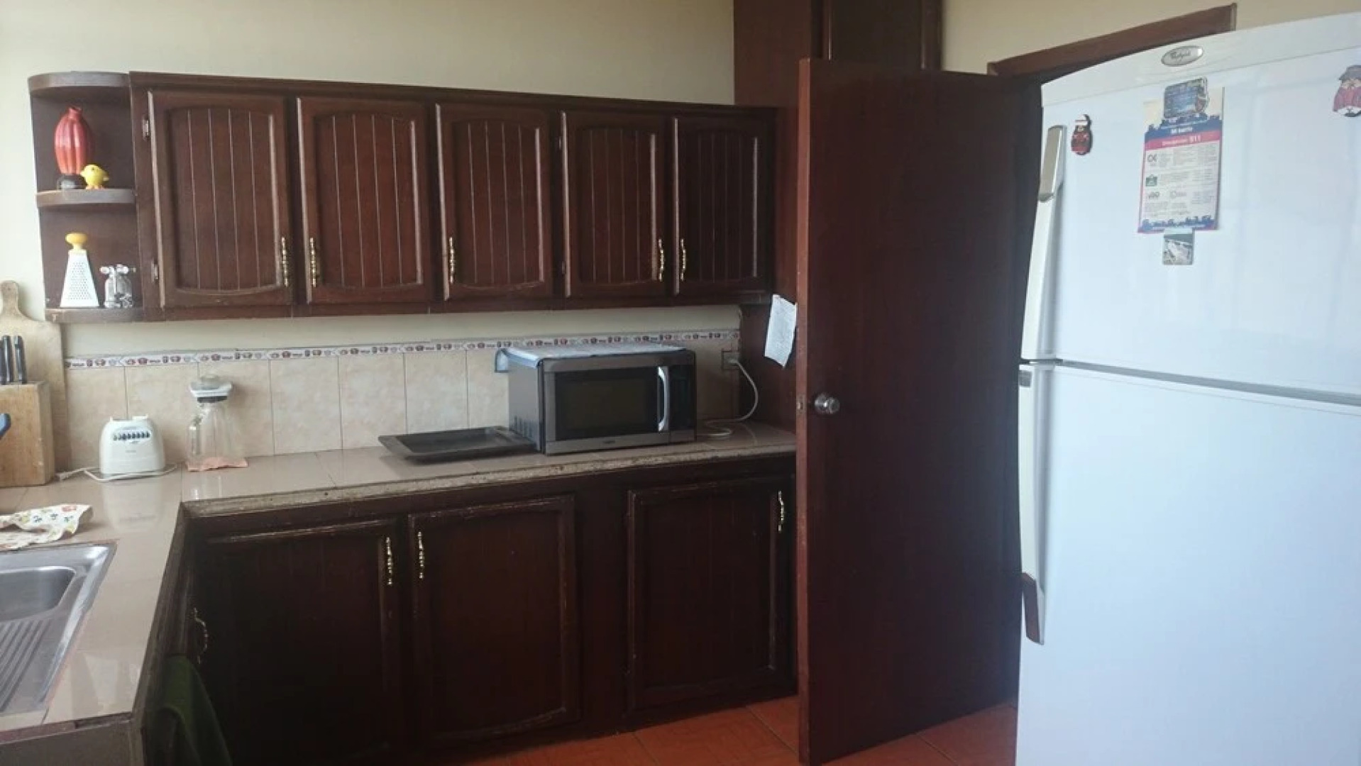 The Quito Guest House with Yellow Balconies