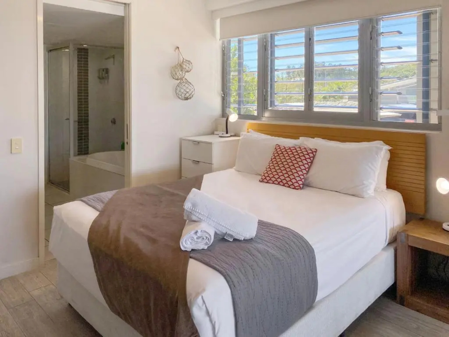 Blue on Blue Superior Studio Room 1271