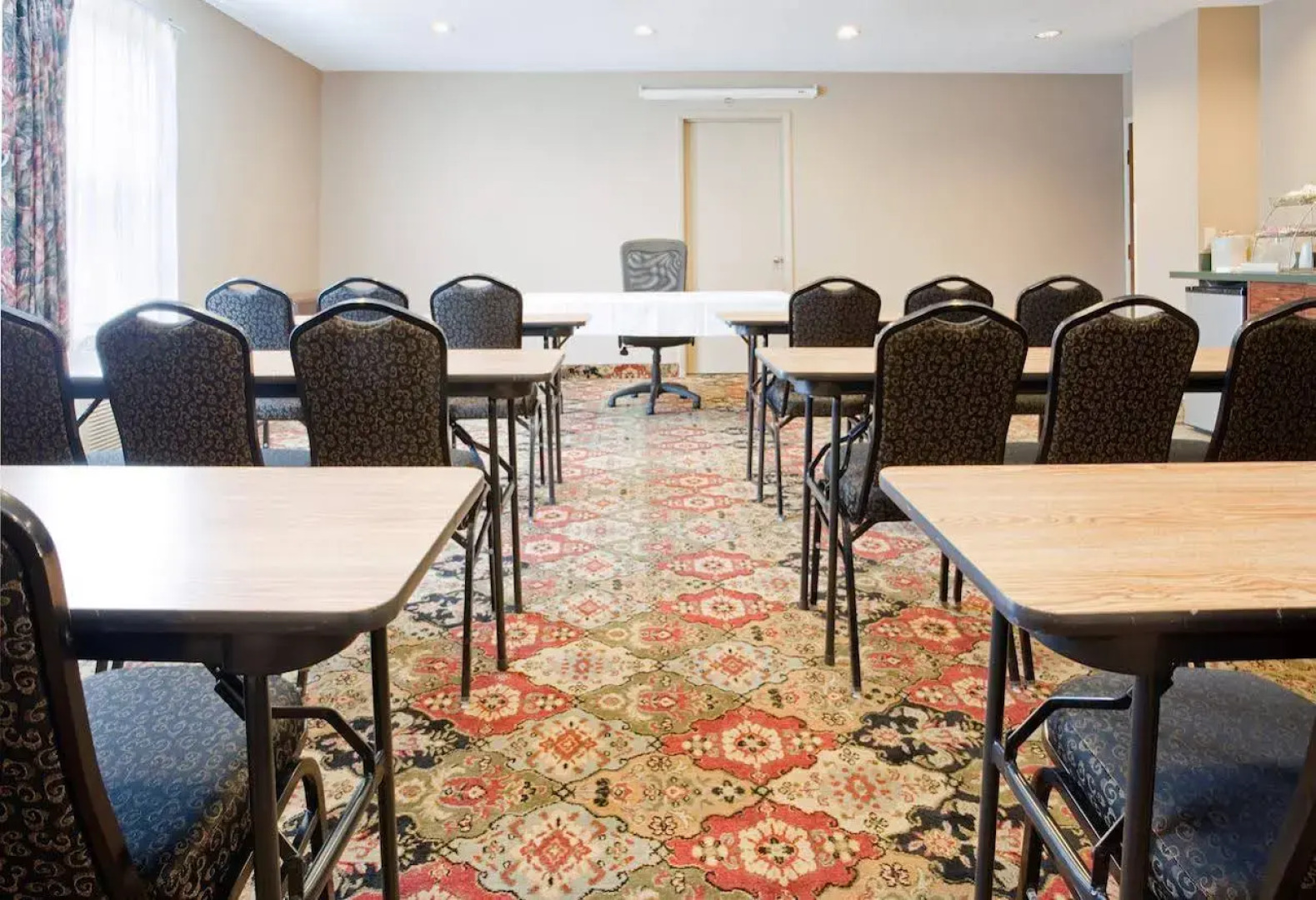 Country Inn & Suites by Radisson, Dunn, NC