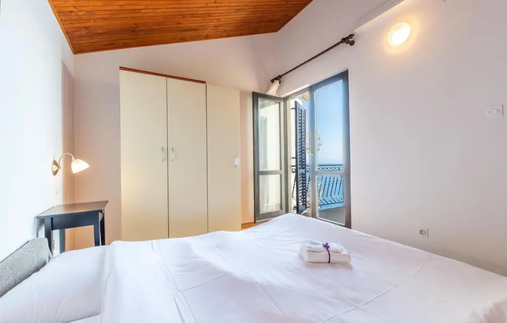 Awesome Home in Pisak With Wifi and 4 Bedrooms