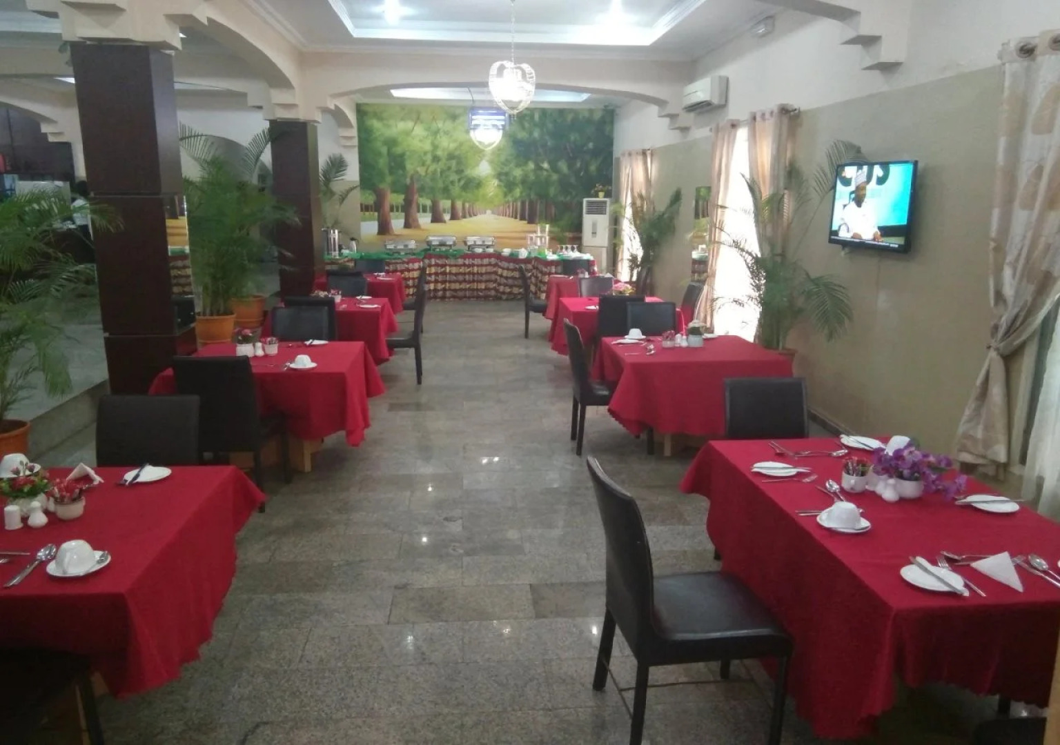 Kapital Klub & Apartments