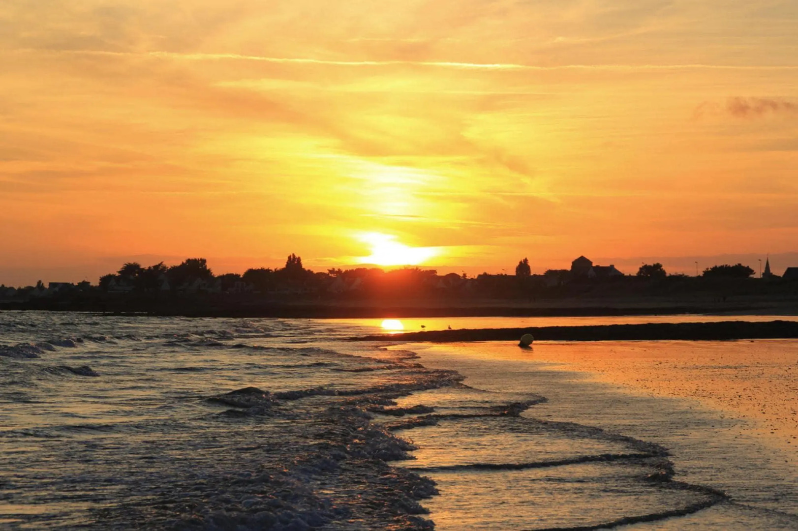 Holiday Home in Damgan Near Sandy Beaches