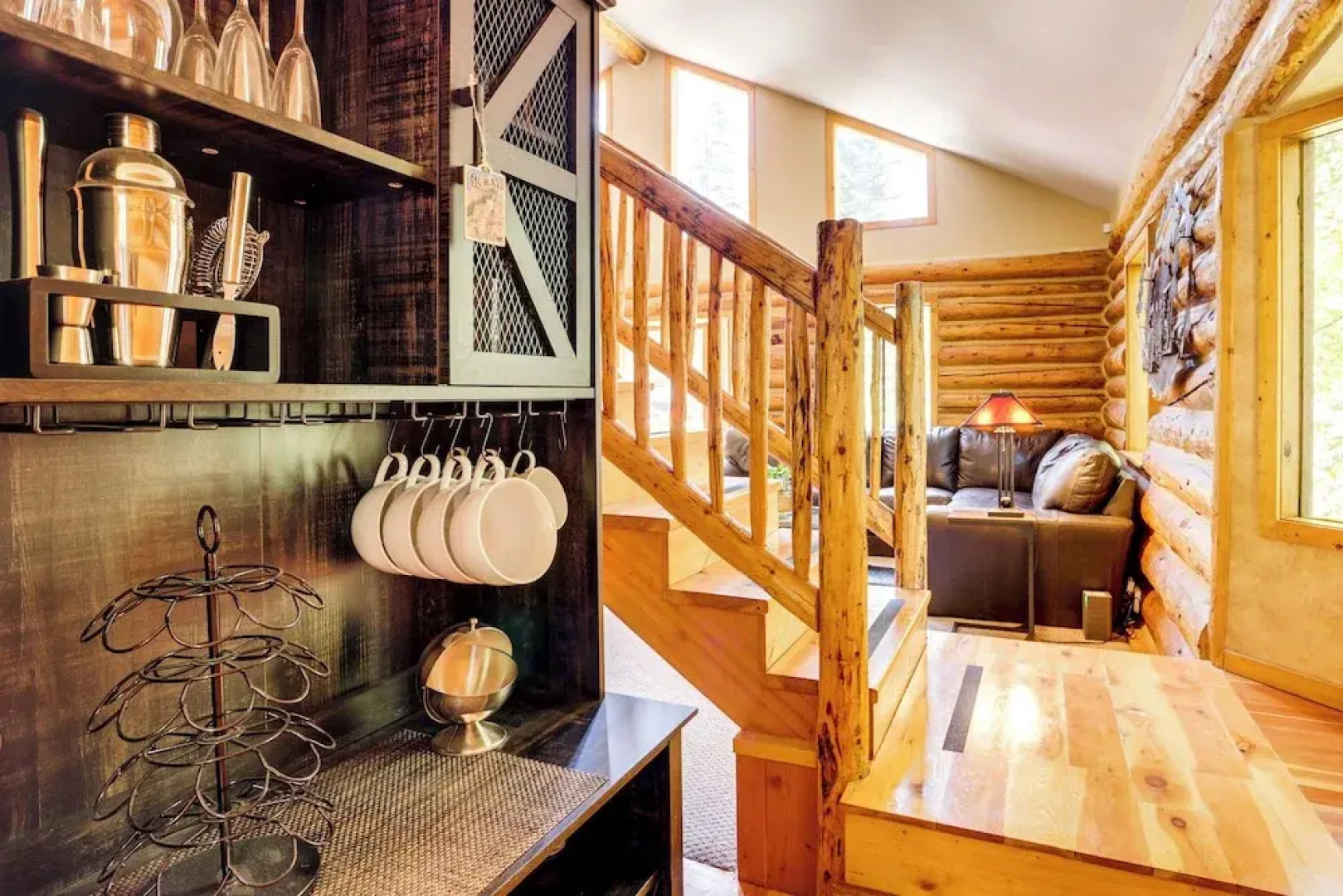 Cozy Ouray Apartment, Steps to Riverwalk Trail!