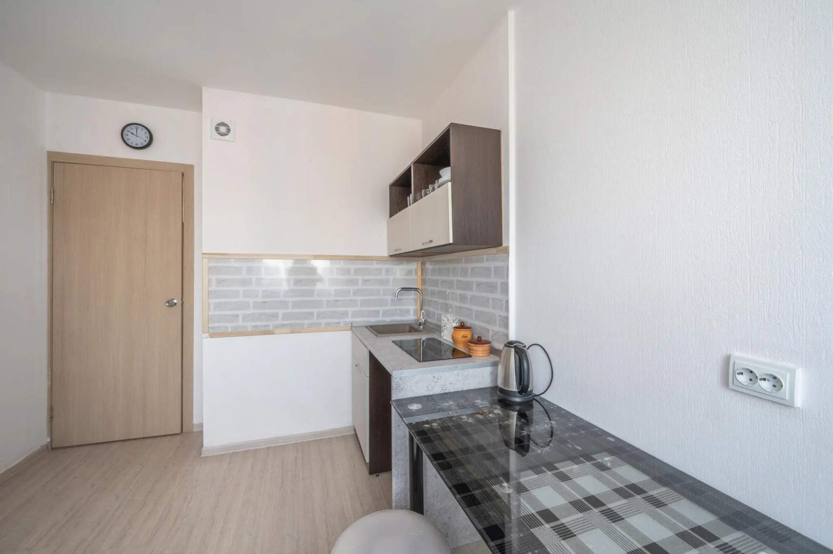 Хорошего дня на улице Александра Козицына 14