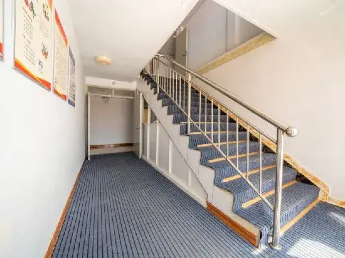 Ulan Butong JinShangZhiXing Hotel