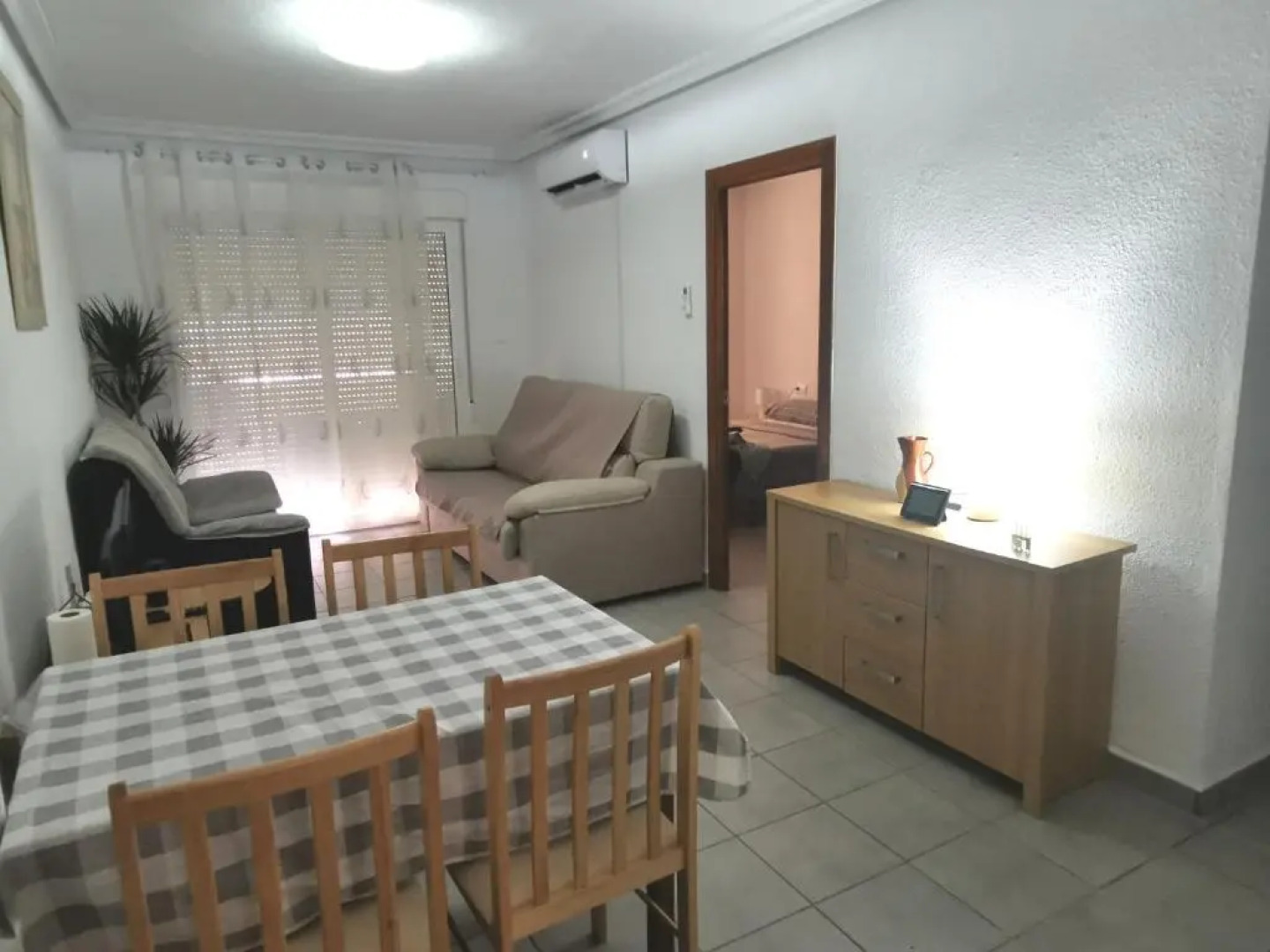 Lo Pagan, Calle Gibraltar 19 app 2A