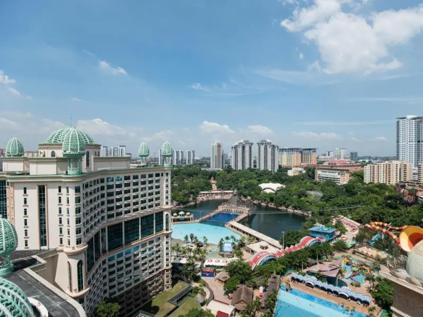 Resort Suites at Sunway Lagoon Resort