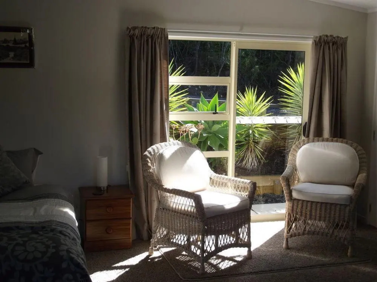 Longhouse Bed and Breakfast