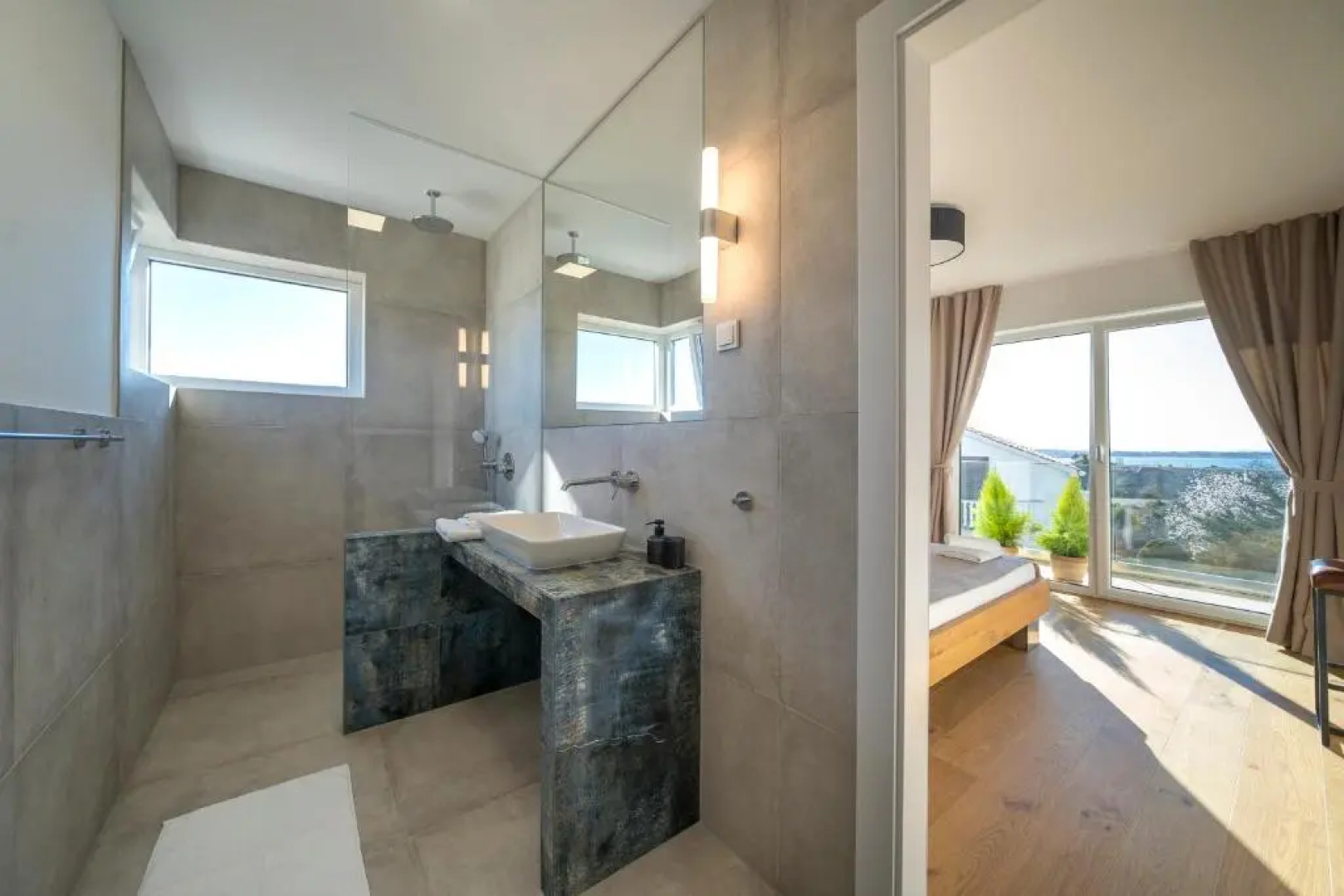 Villa Elani - Stylish And Modern 6B Seaview Villa