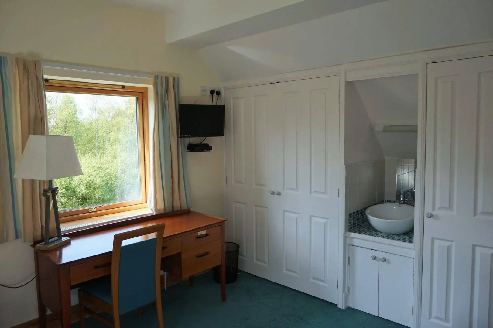 Stronavaich Cairngorm Guest House