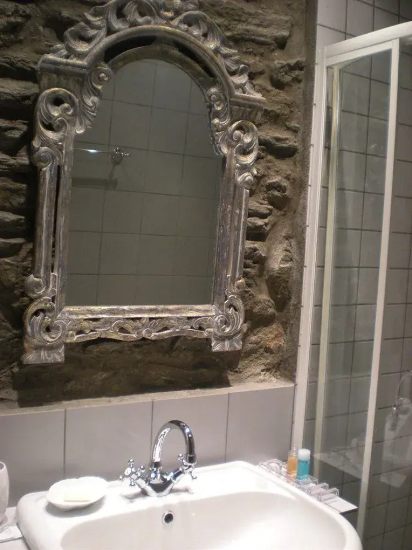 Archontiko Zarifi 1716