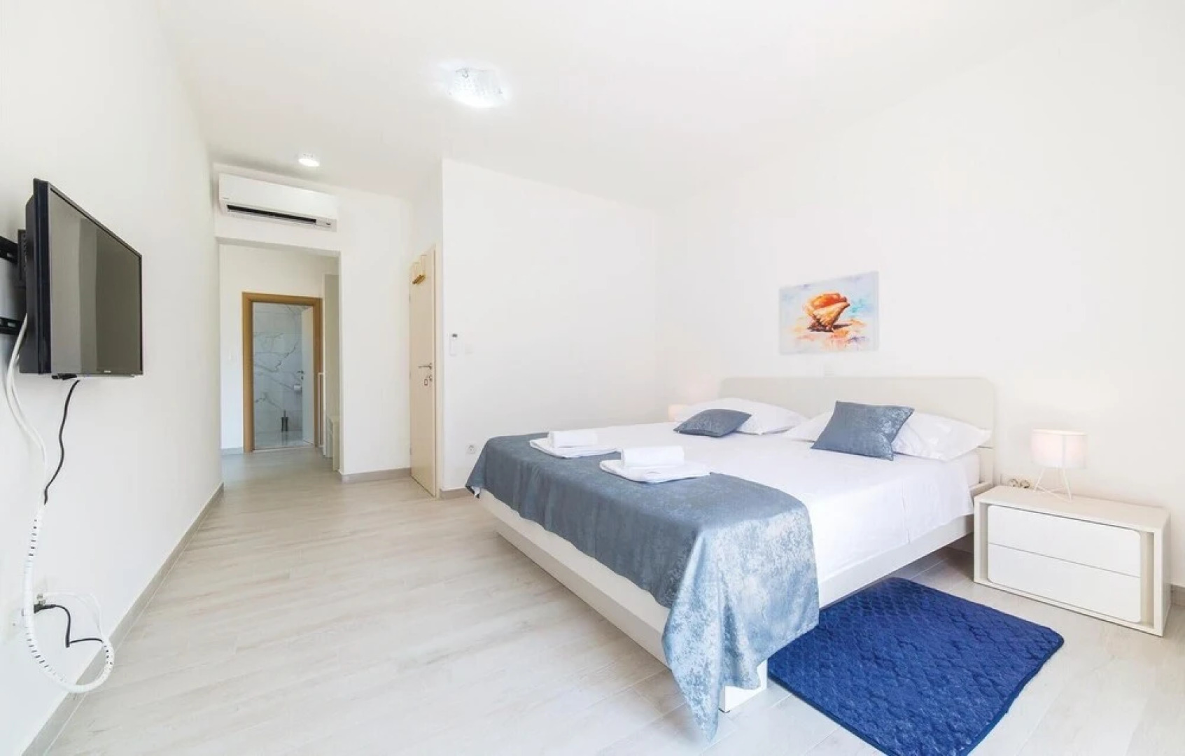 Awesome Home in Kastel Stafilic With Sauna, Wifi and 5 Bedrooms