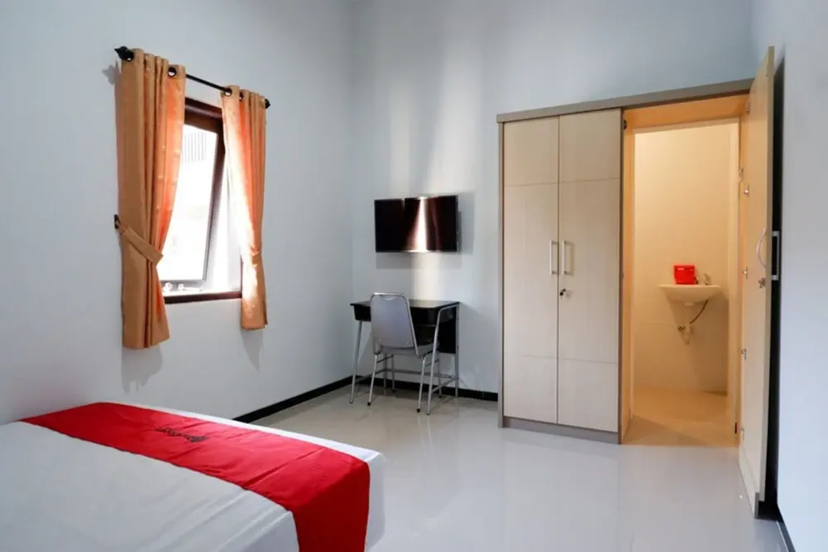 Reddoorz Syariah Near Alun Alun Kudus