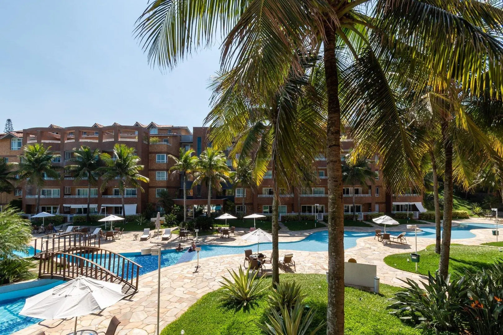 Frente-mar com 2Qtos em Camboinhas | GMO 1153/207