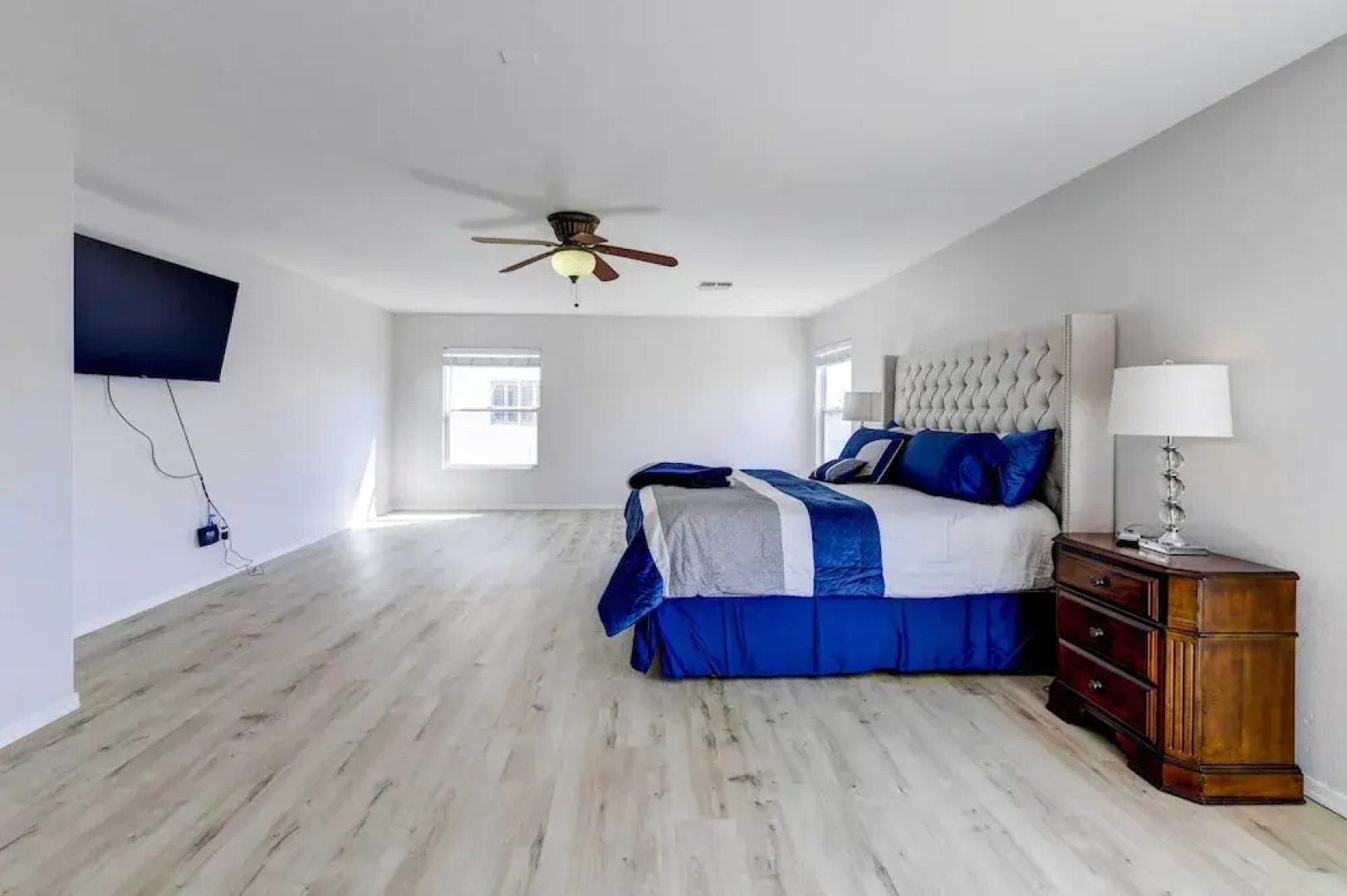 Putting Green, Pool & Spa: Home in Queen Creek!