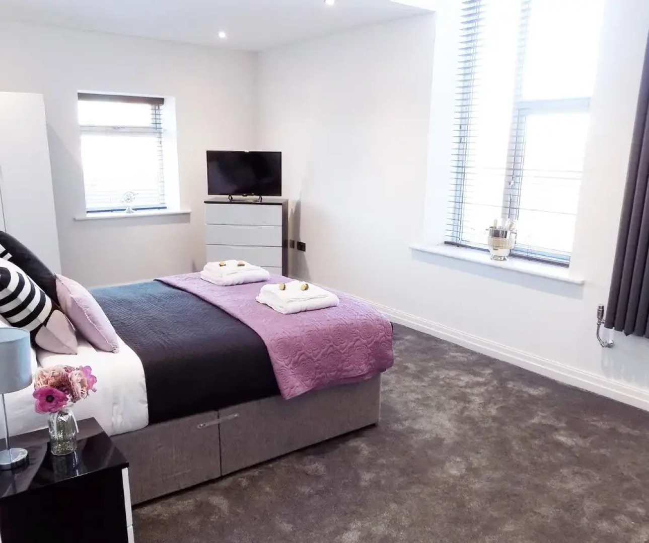 White House Aparthotel