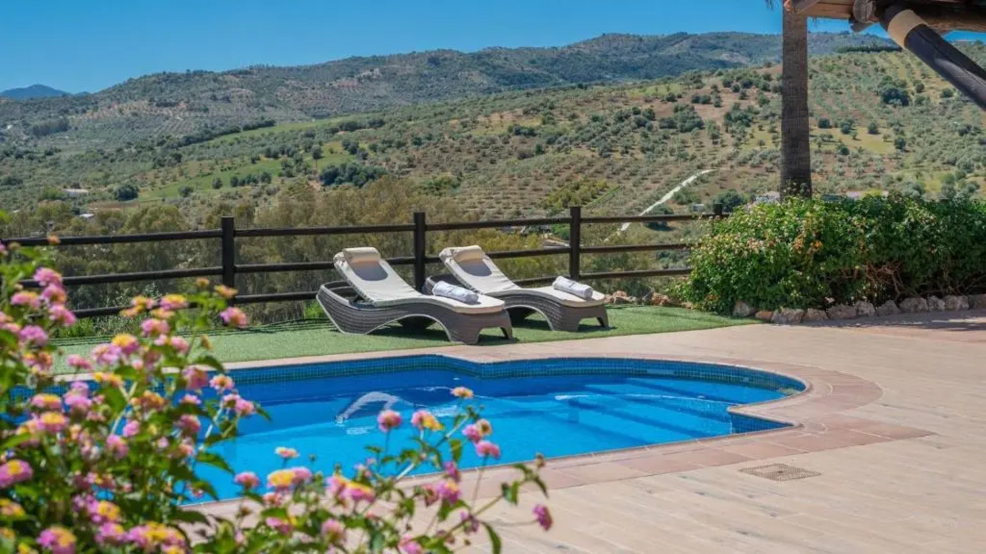 Cortijo Rueda Campos Tolox by Ruralidays