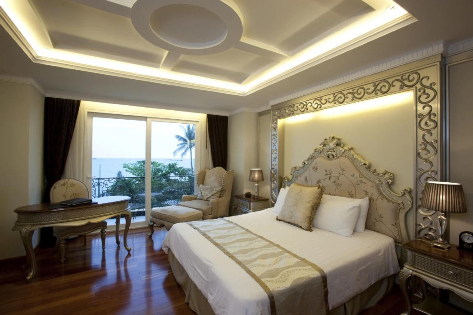 LK The Empress Pattaya