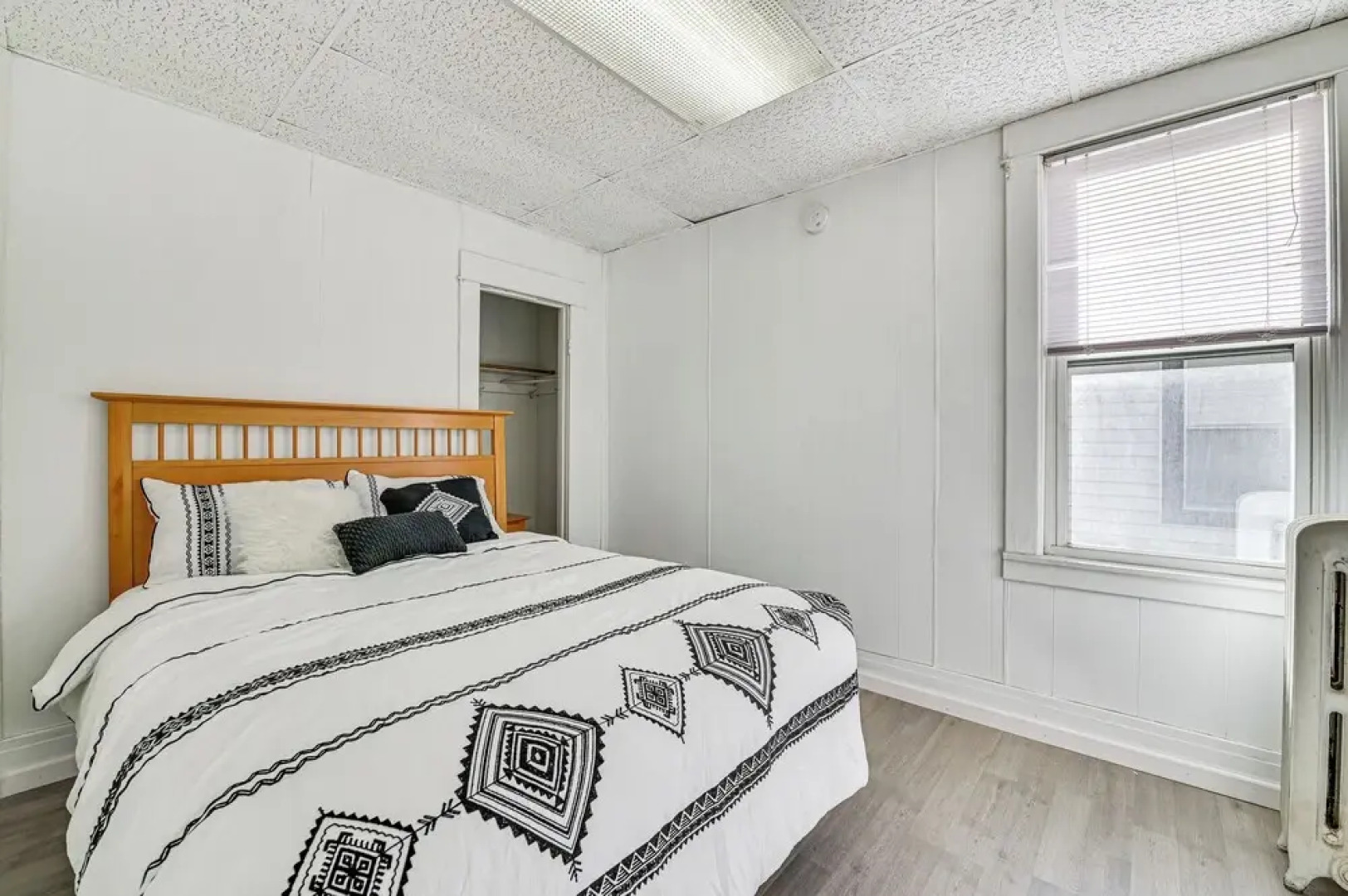 Schenectady Vacation Rental ~ 18 Mi to Albany!