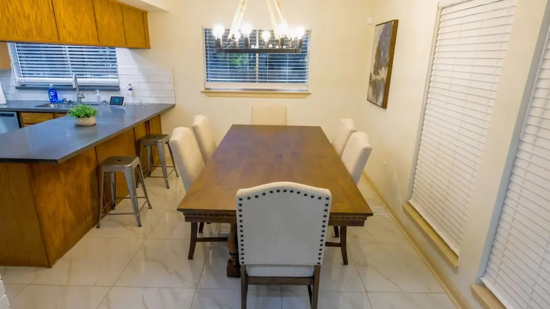 3Bdrm 2.5Bath 4Beds - IAH Arprt Spring