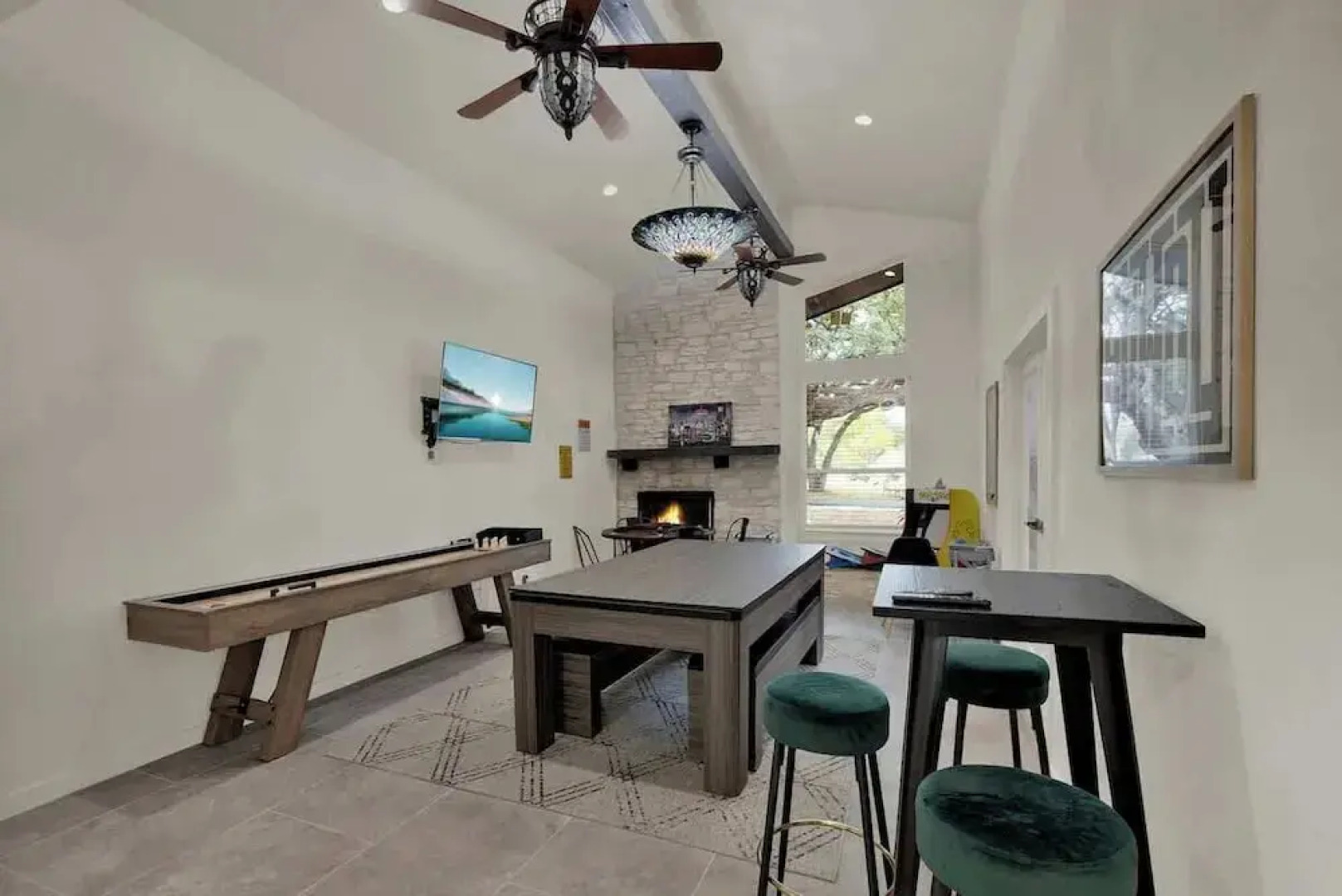 Whitewater River House - Game Room, Firepit, Walking Distance to Whitewater Amphitheater!