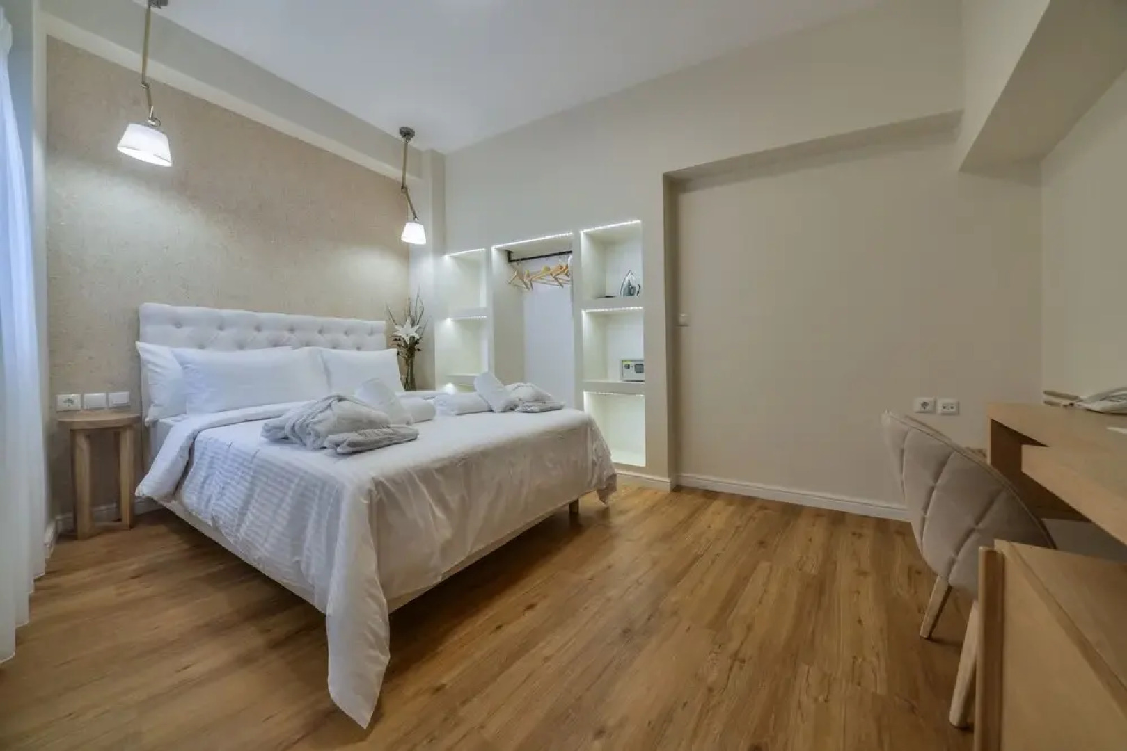 Elegant Villa by B&E