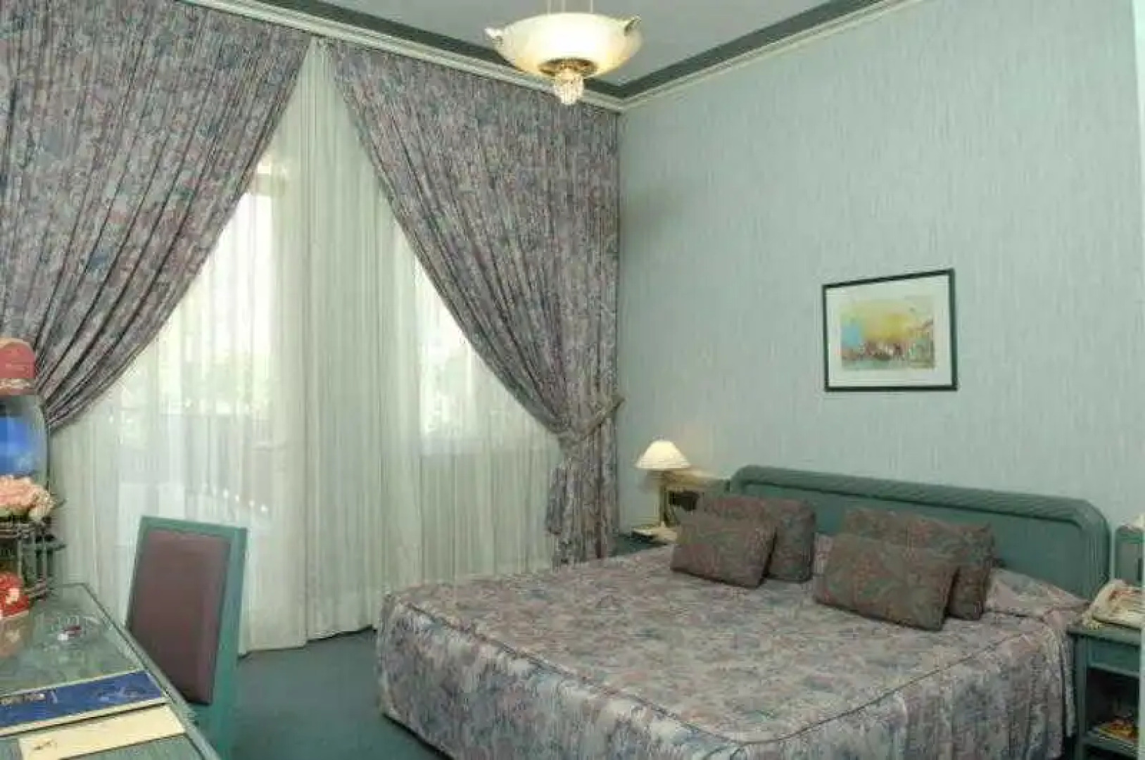 Regency Palace Hotel