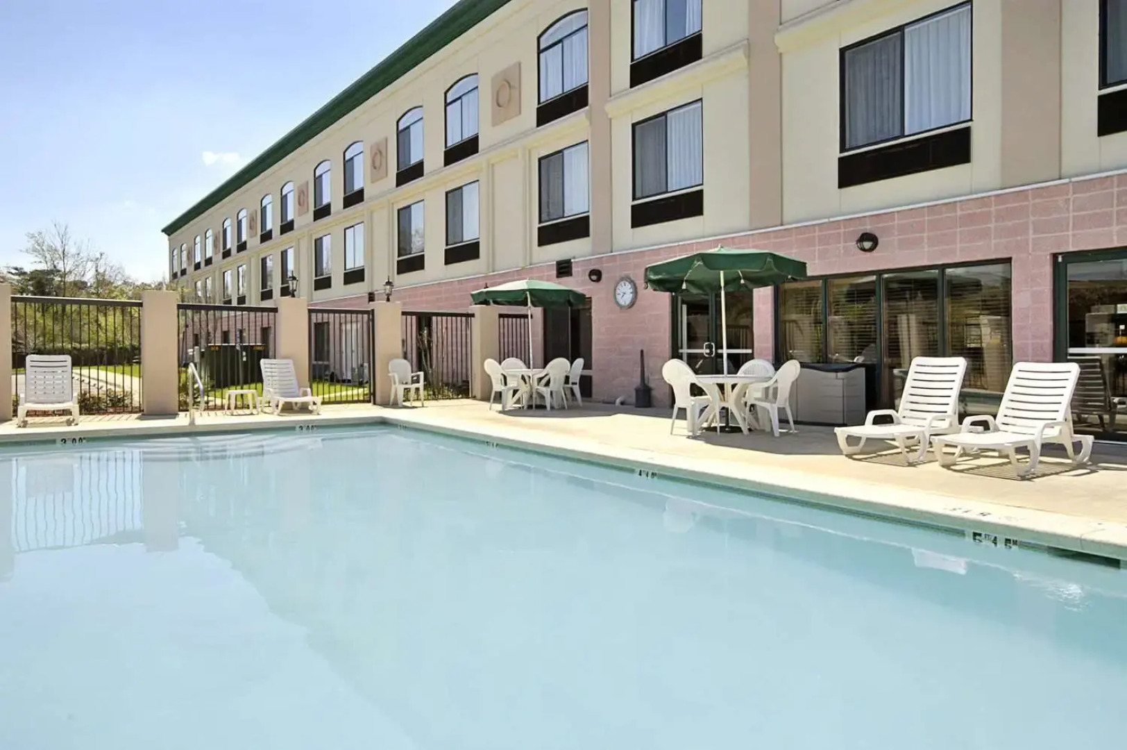 Holiday Inn Express Mobile I-65 by IHG