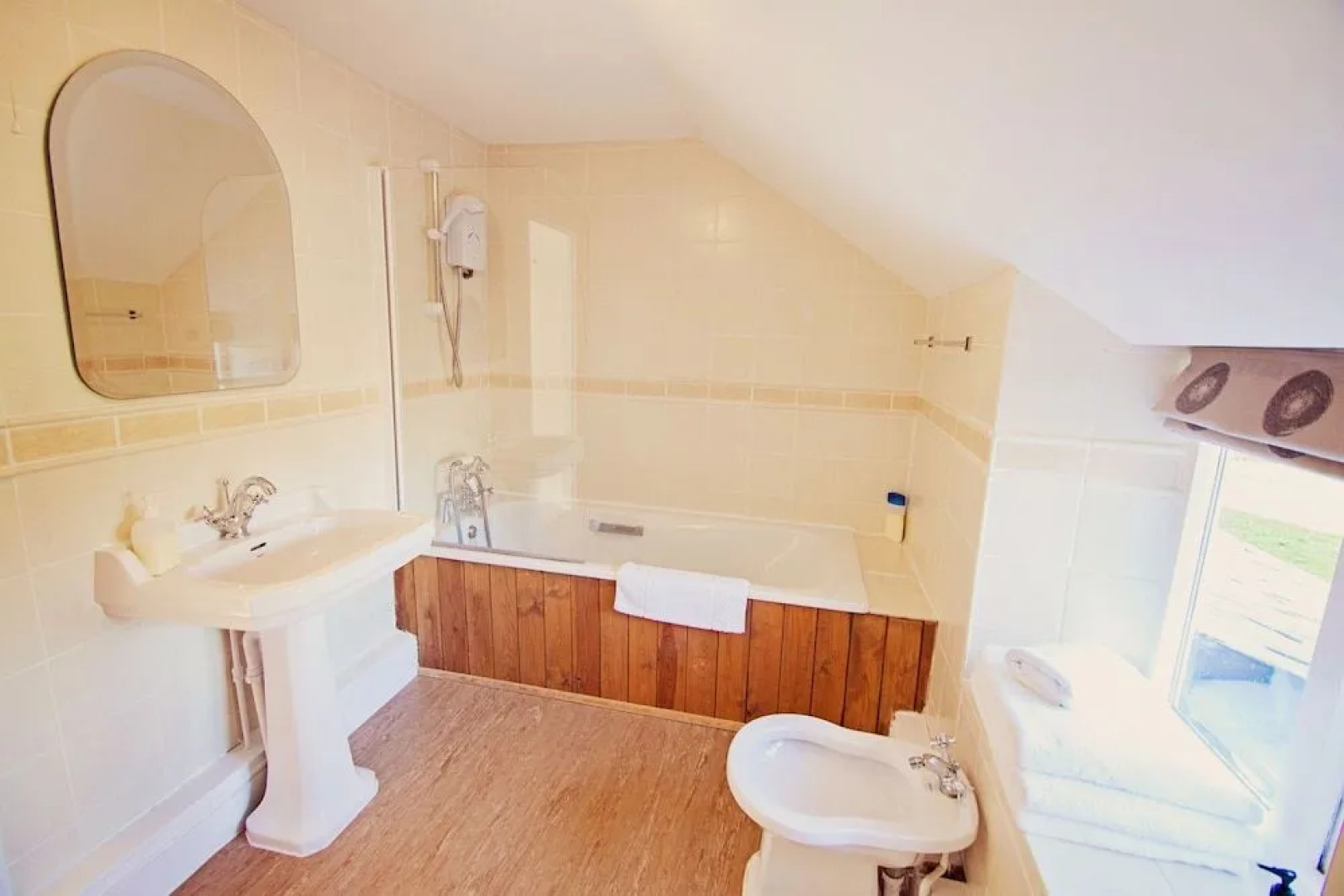 Broncoed Uchaf Country Guest House