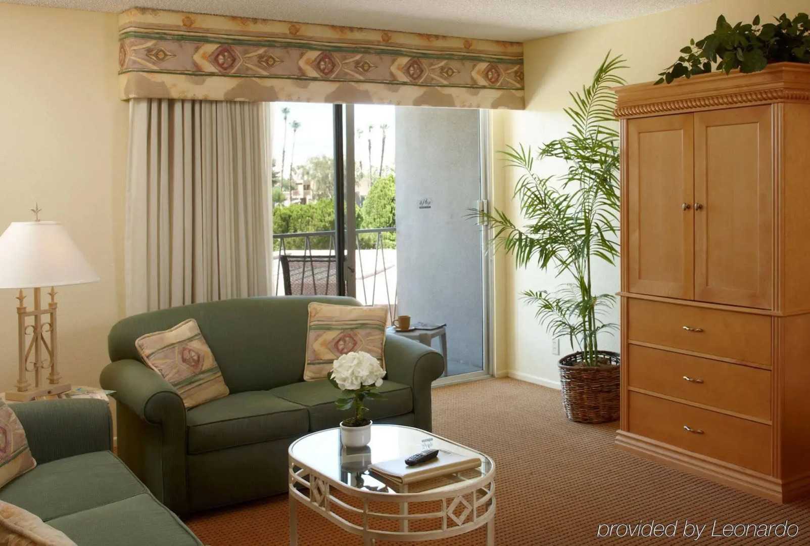 WorldMark Palm Springs - Plaza Resort and Spa