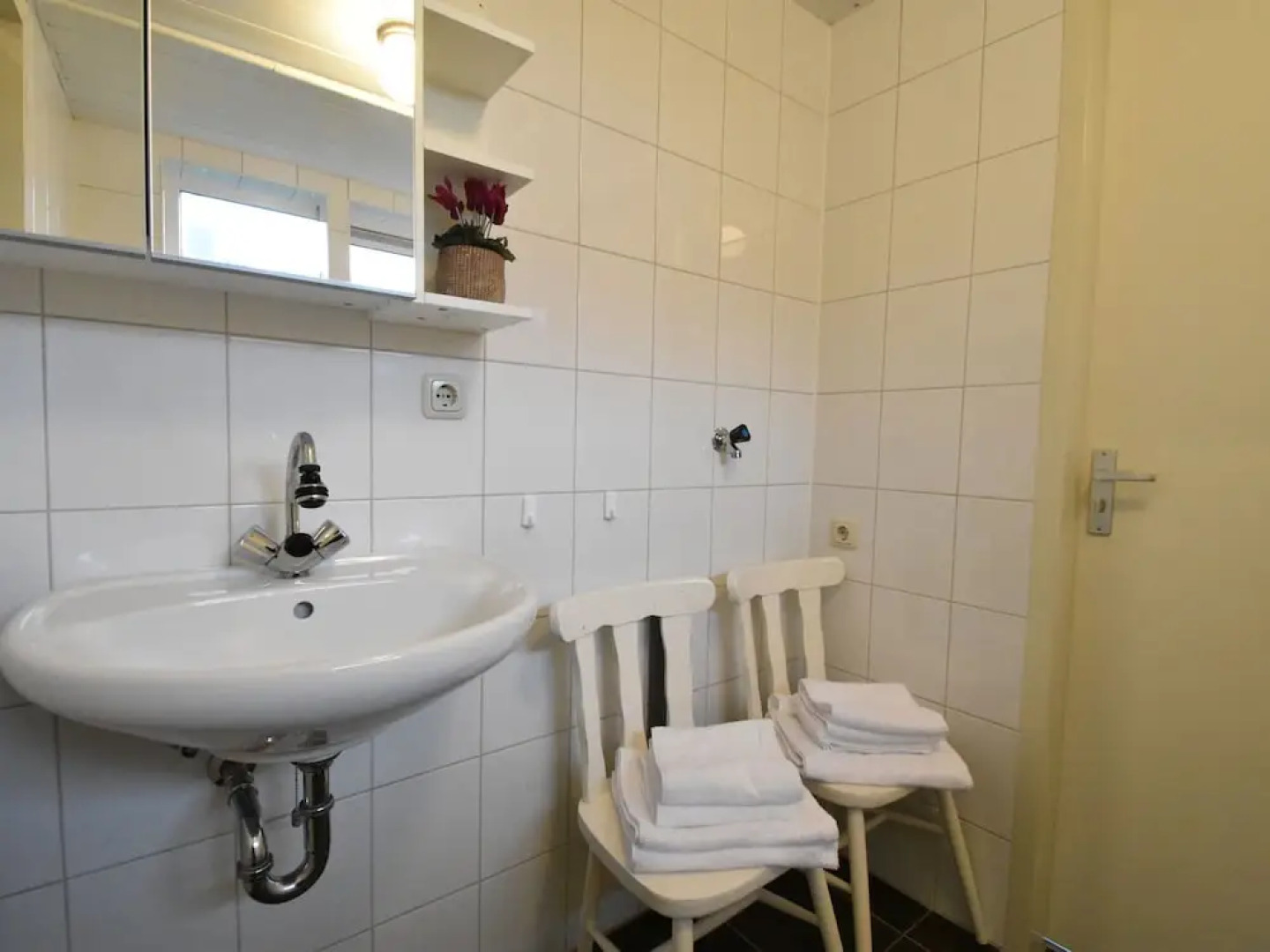 Modern Holiday Home With Nice Garden for 4 People, in Putten, the Veluwe