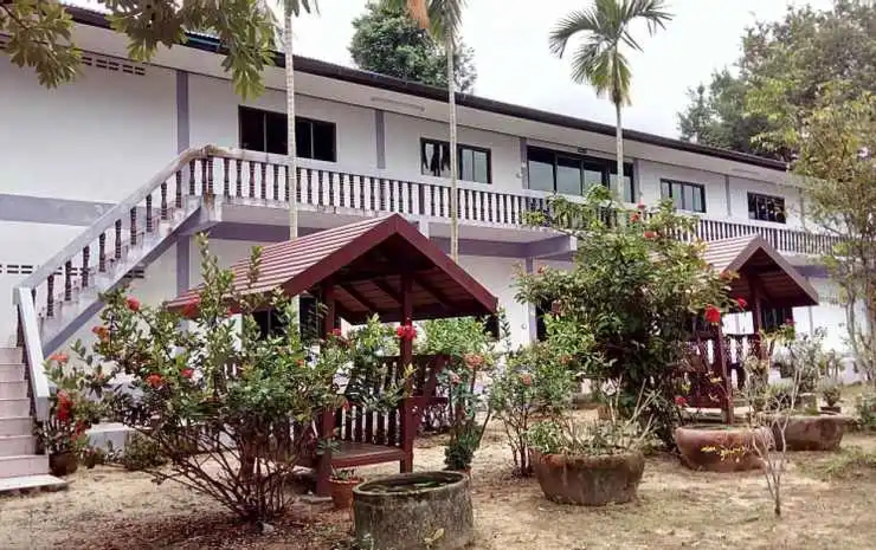 Roong Arun Resort