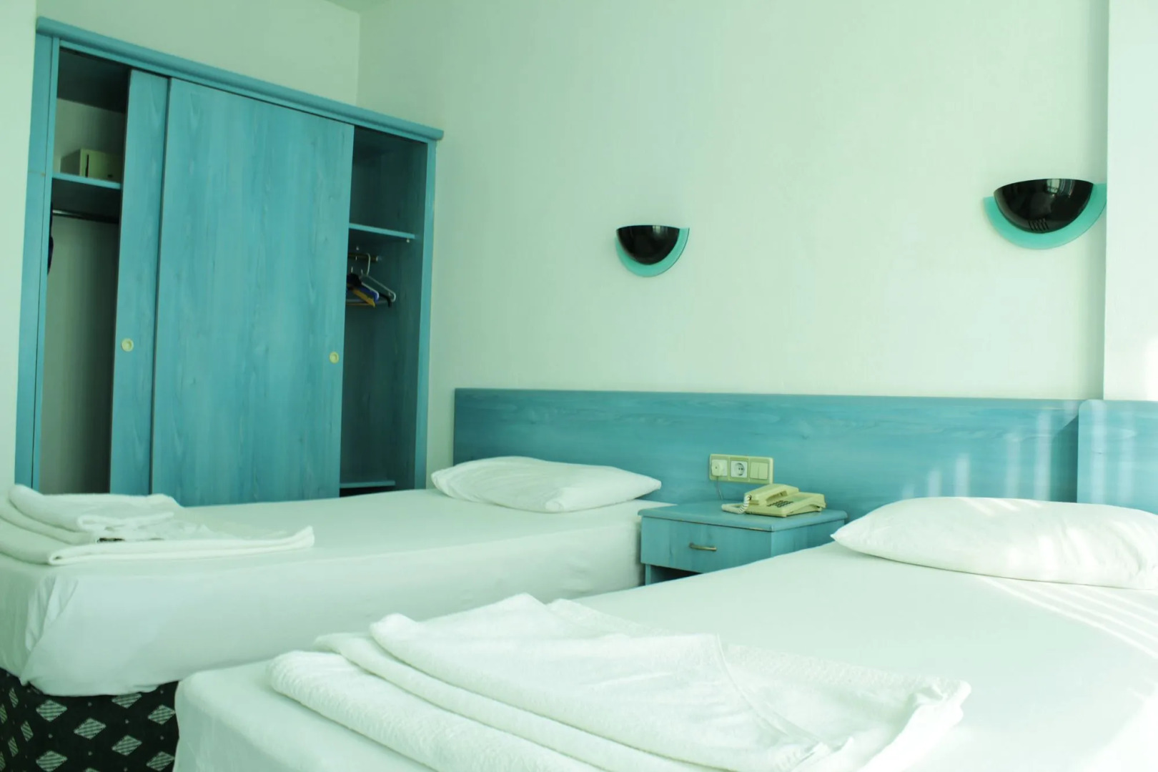 Отель Casa Cleo Suites