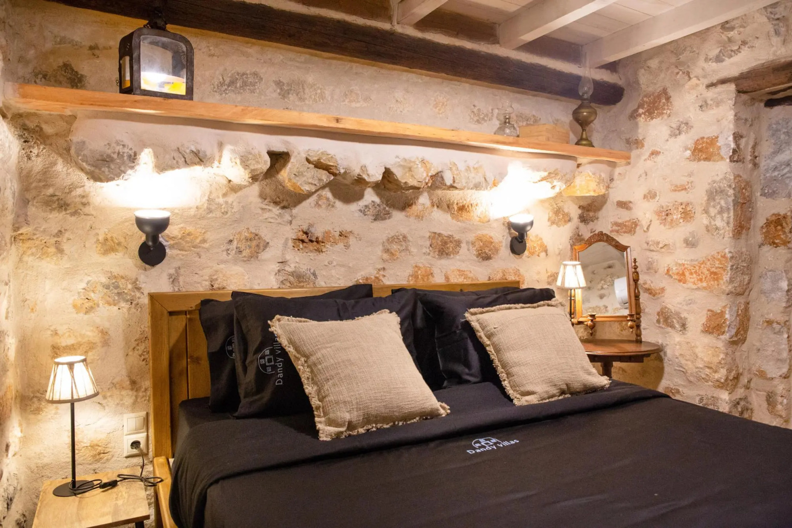 Dandy Villas Tower House Built in 17th Century Pool