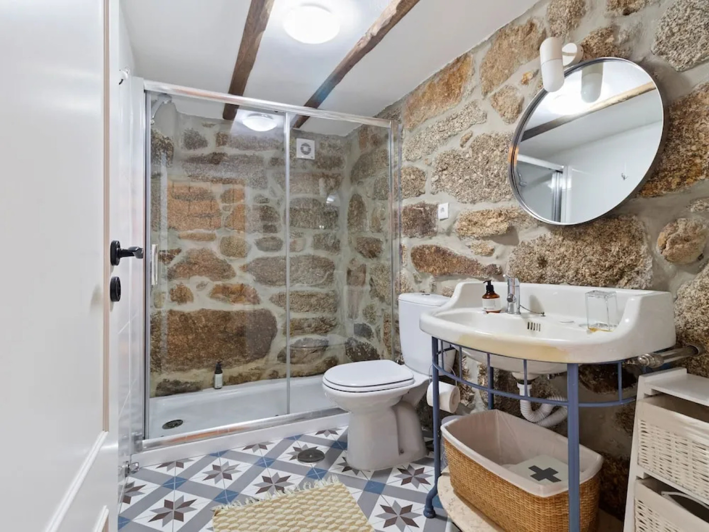 Countryside Mansion in Vale Abrigoso - Mezio with Patio