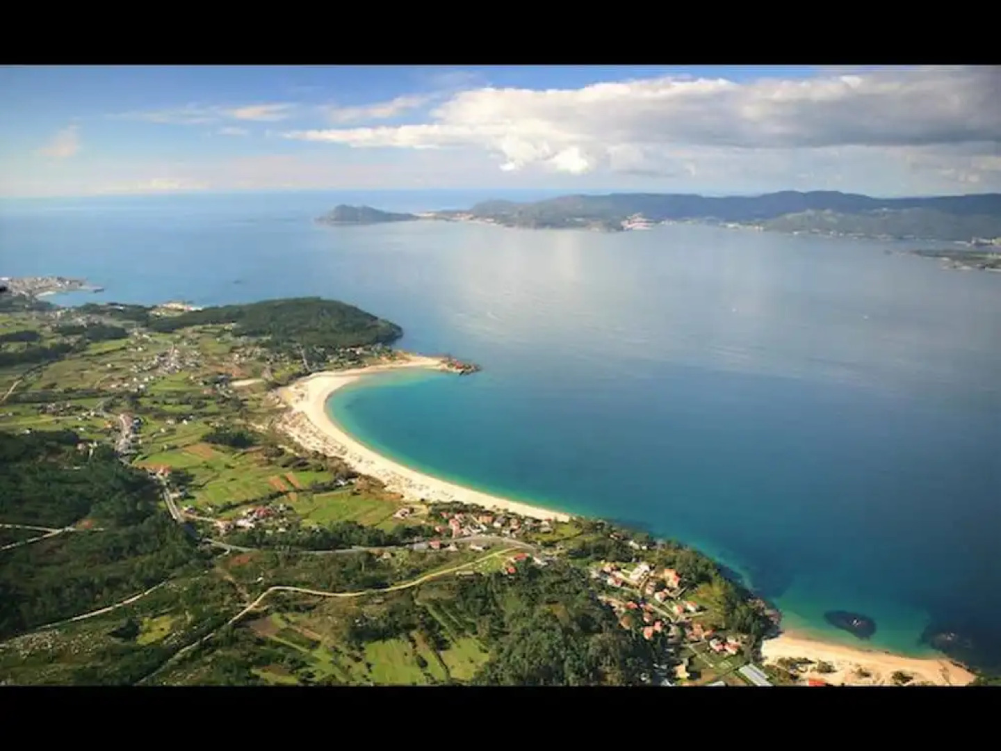 Modern Holiday Home in Porto do Son Galicia Close to Beach