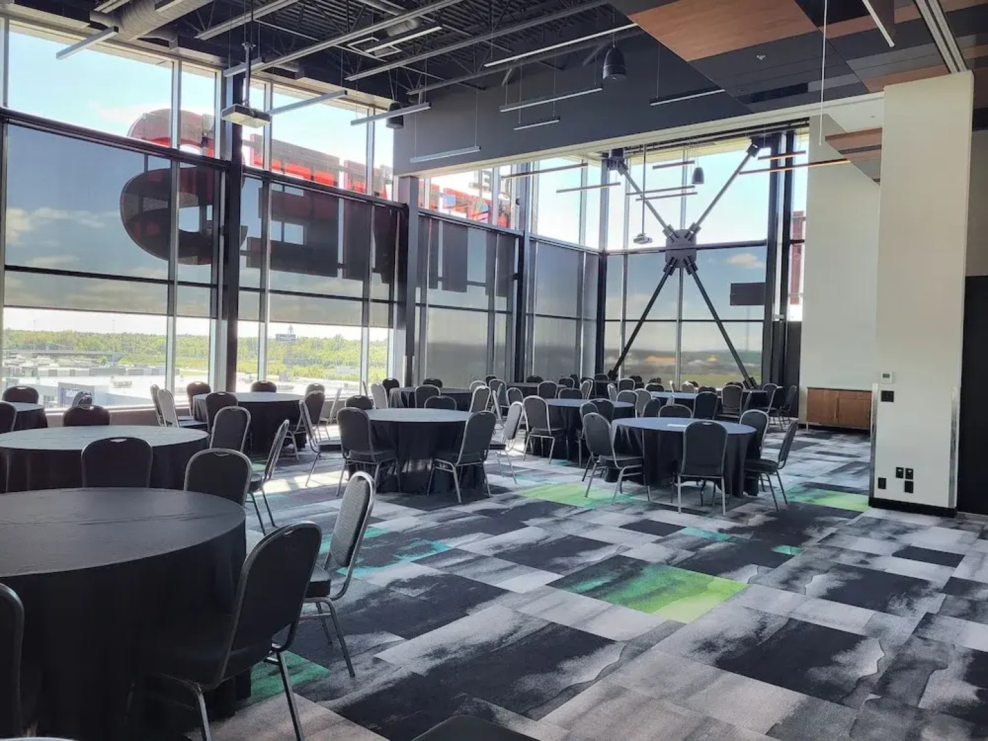 Grand Hôtel TiMES Blainville - Mirabel