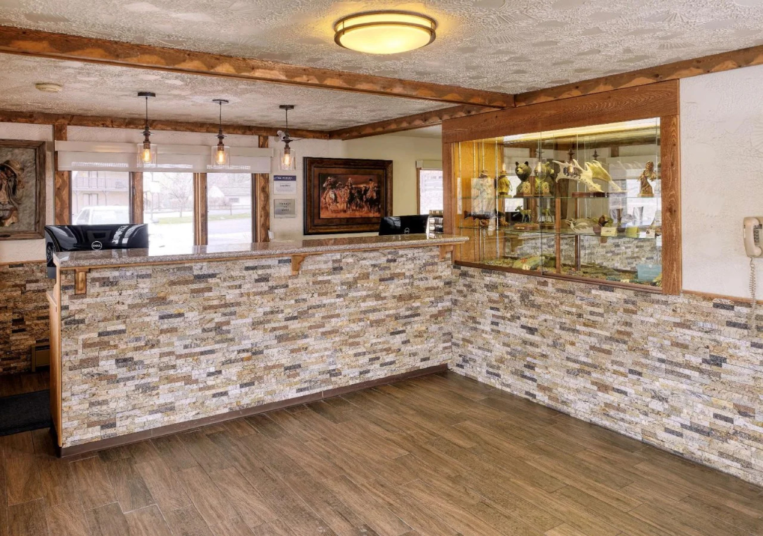 Ridgeline Hotel at Yellowstone, an Ascend Collection Hotel