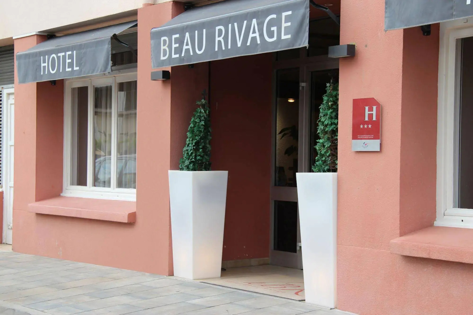 Hôtel Beau Rivage
