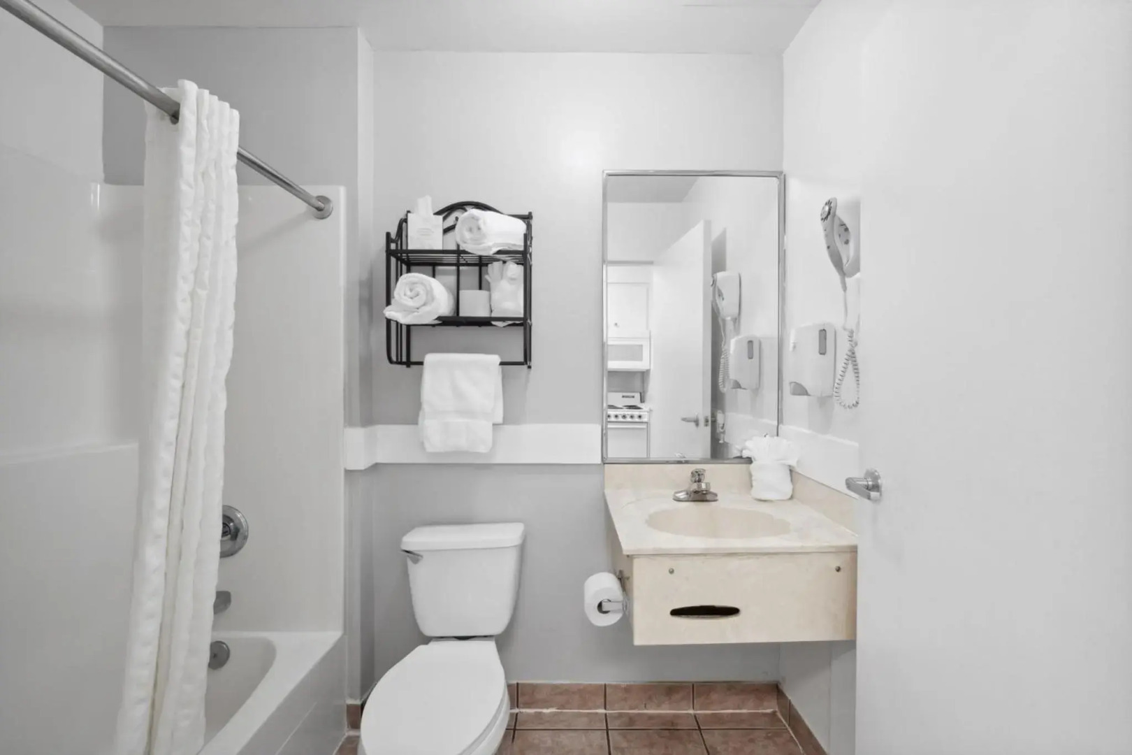 Beach Tower Beachfront Hotel, a By The Sea Resort