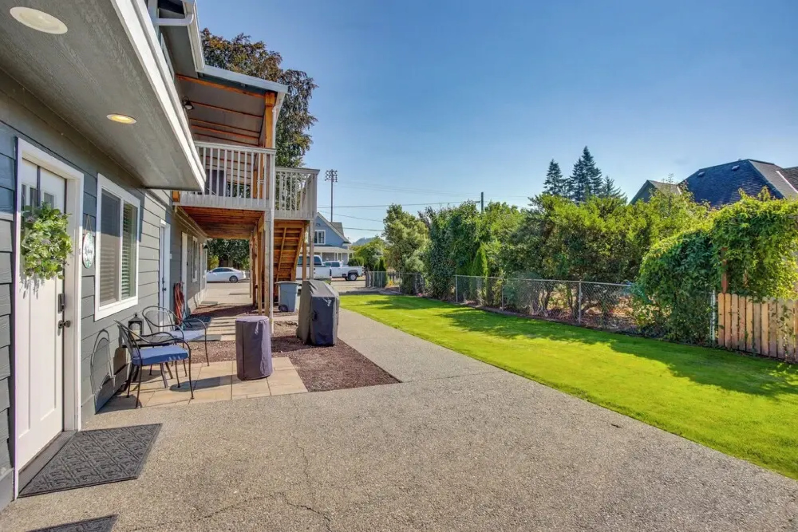 Well-equipped Buckley Apartment: 24 Mi to Tacoma!