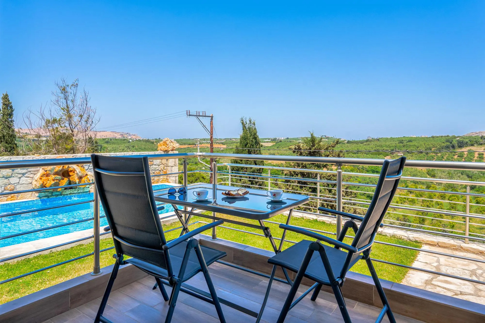 Stefania Villa Dio in Roumeli