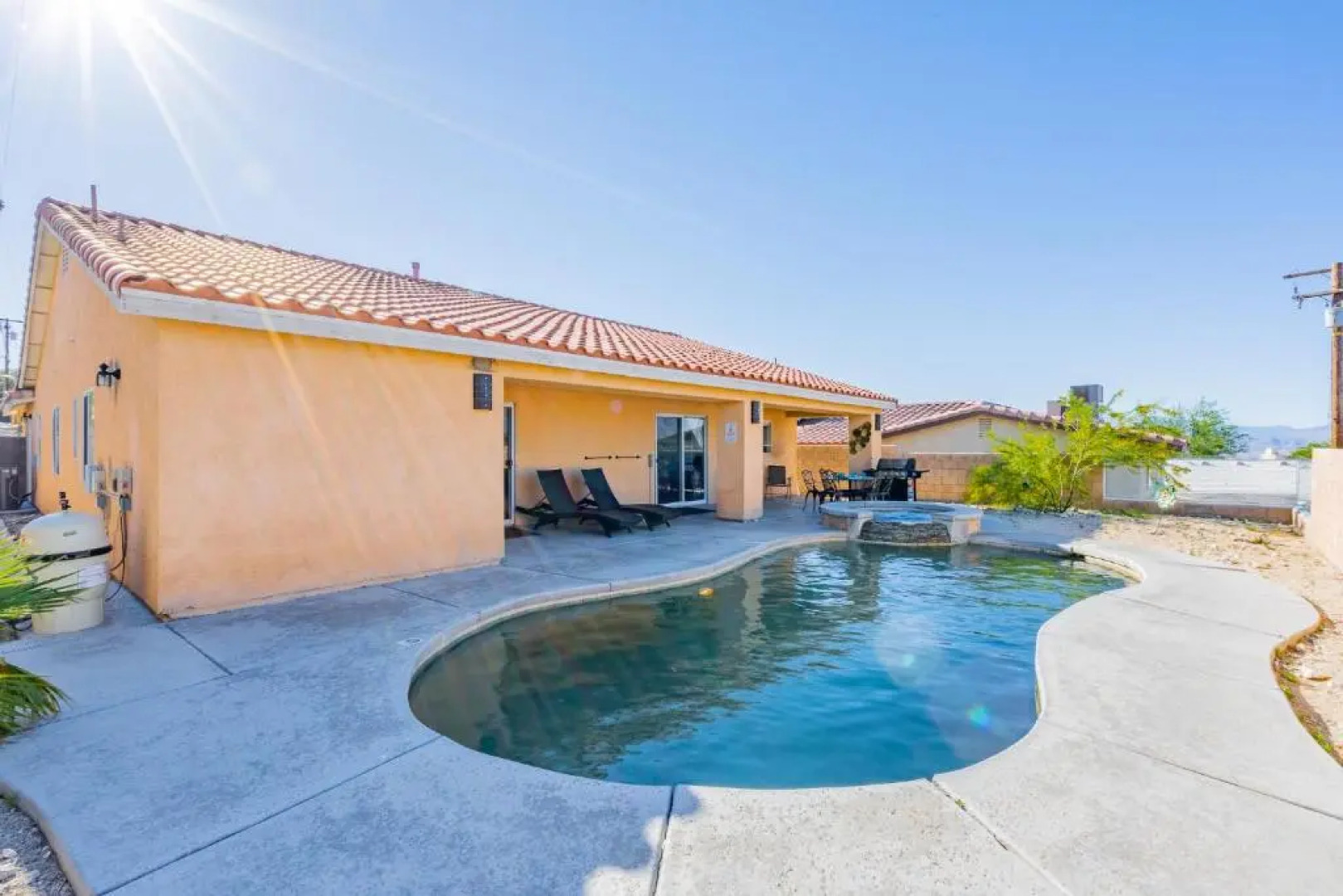 Enjoy Real Mineral H20 - Game Room - Purple Bed - 420 OK!